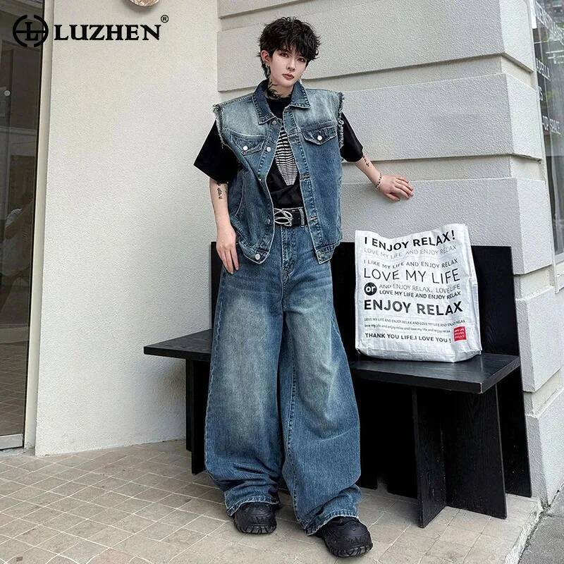 Mens Fashion Denim - LUZHEN 2026 ฤดูร้อน DENIM ชุดสองชิ้นผู้ชายแฟชั่นหล่อสตรีทแวร์กระเป๋าตกแต่งเสื้อแขนกุดกางเกงยีนส์ทรงตรง JY6893