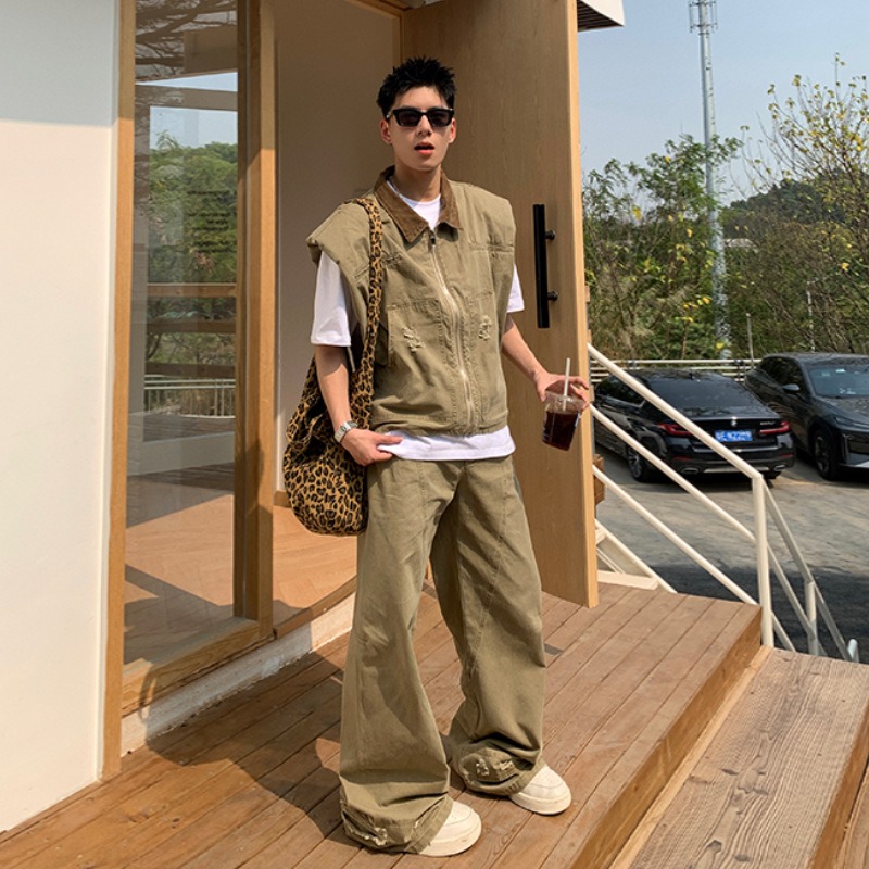 Mens Fashion Denim - แบรนด์แฟชั่นอเมริกัน เสื้อแจ็คเก็ตยีนส์สไตล์เรโทรสำหรับผู้ชาย ชุดเสื้อกั๊กทรงหลวมพร้อมกางเกงขายาว ดีไซน์ใหม่สำหรับฤดูร้อน ทันสมัยและลำลอง