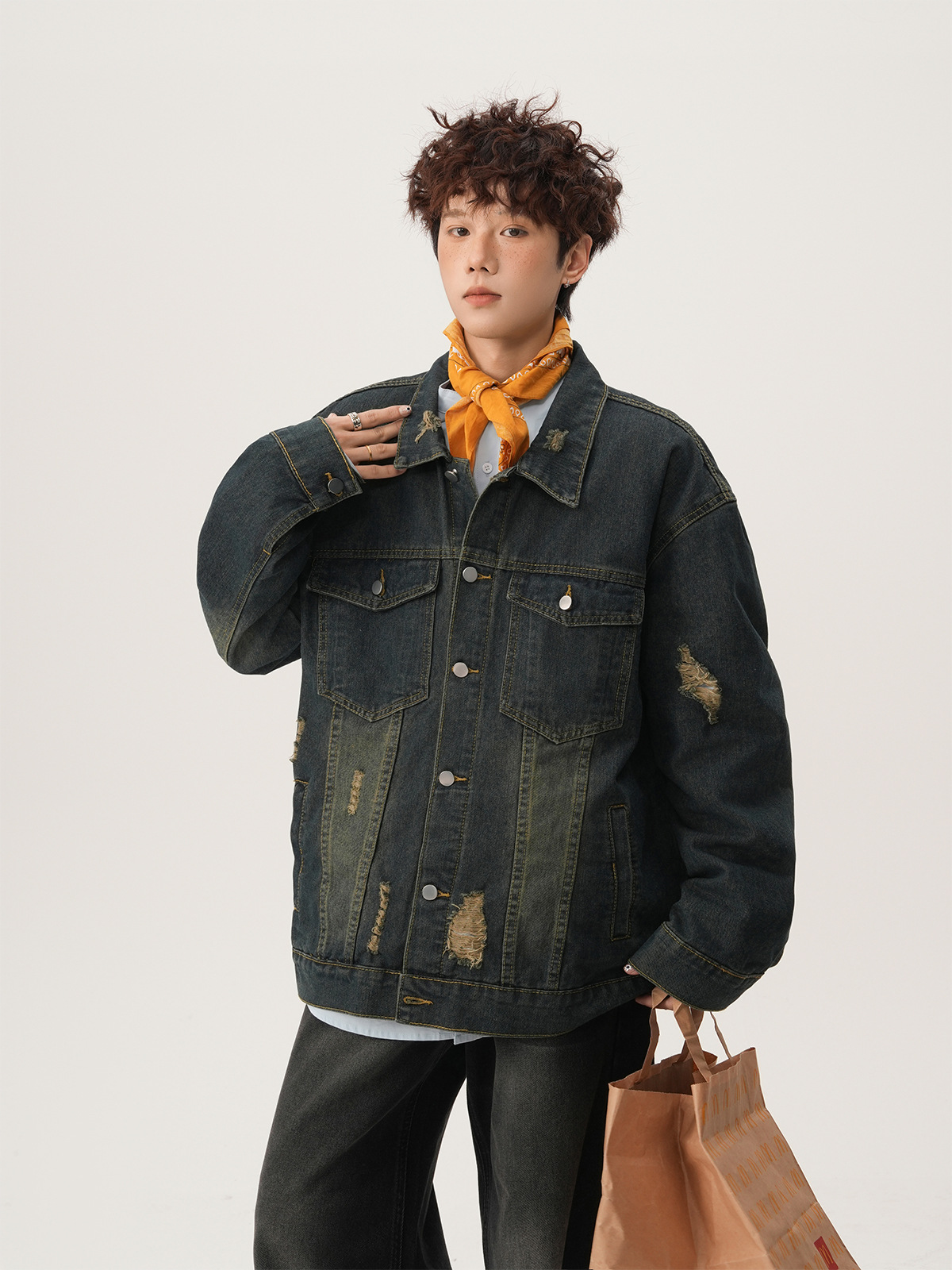 แจ็คเก็ตยีนส์ขาดสไตล์อเมริกัน  - Mens Fashion Denim บทวิจารณ์และราคา